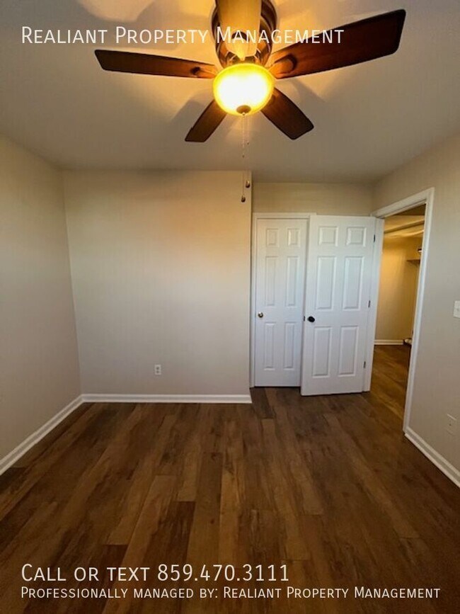 Building Photo - 404 Platt Dr