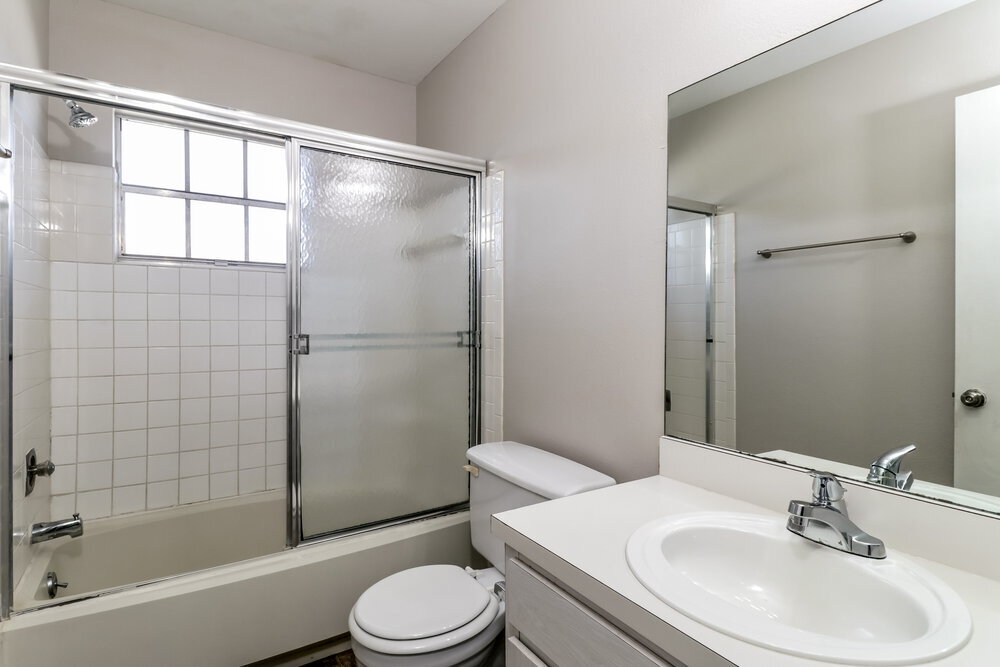 Building Photo - 5105 Chamber Ct