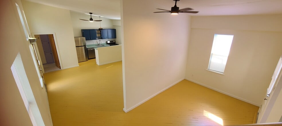 Building Photo - 817 Slate Ave NW