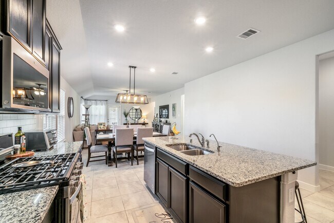 Building Photo - 24810 Timbarra Park Cir