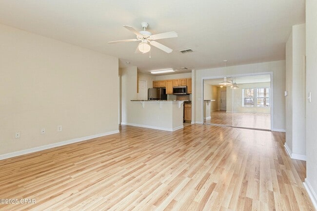 Building Photo - 1203 Lighthouse Rd