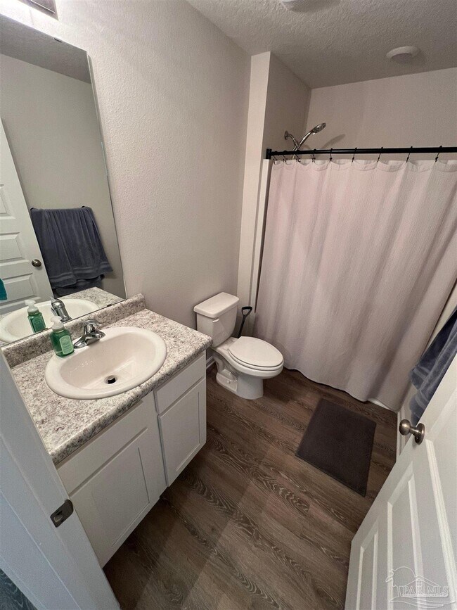 Building Photo - 5273 Peach Dr