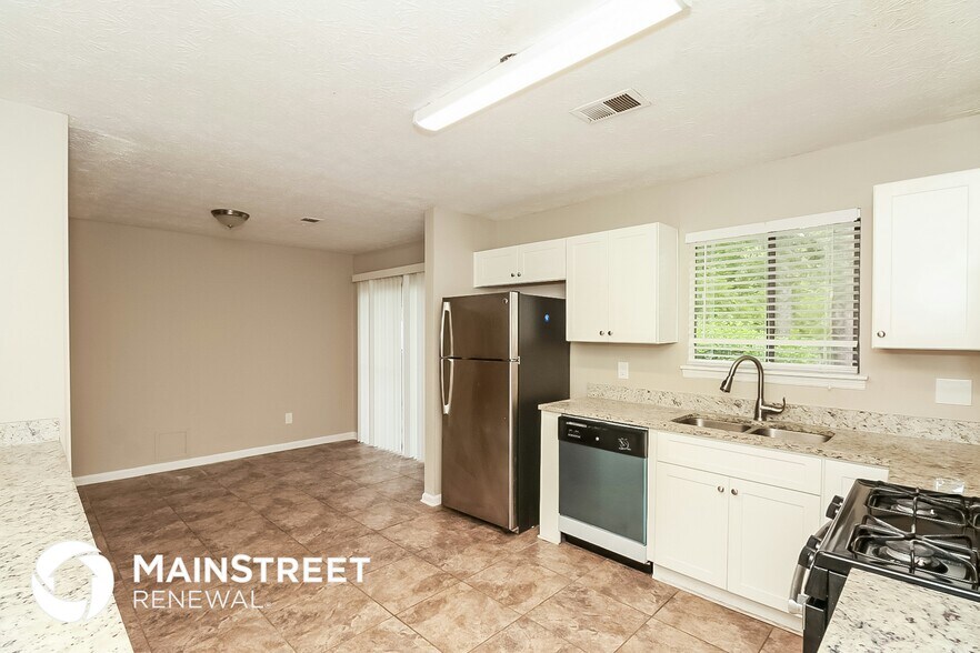 Building Photo - 8170 Winewood Ct