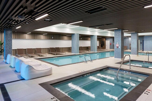 Building Photo - 161 Fairview Ave N