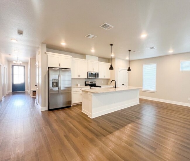 Building Photo - AVAILABLE NOW; APPLY TODAY ON OUR WEBSITE!!!