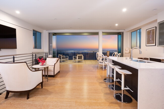 Building Photo - 6985 Trolleyway