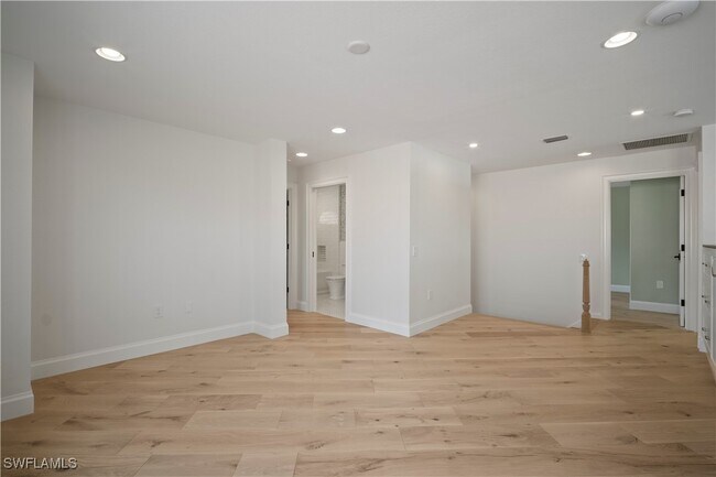 Building Photo - 11448 Quail Village Way