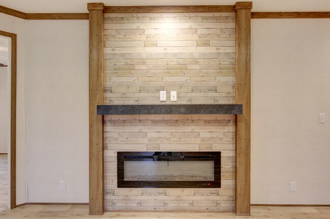 Building Photo - 295 Seays Rd