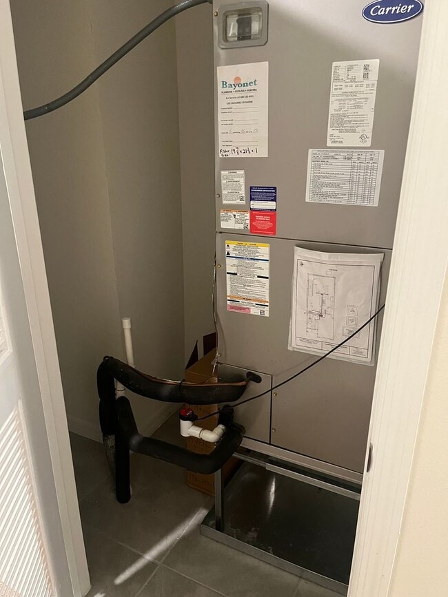 Building Photo - 3 bed 2 bath Townhome in Port Orange