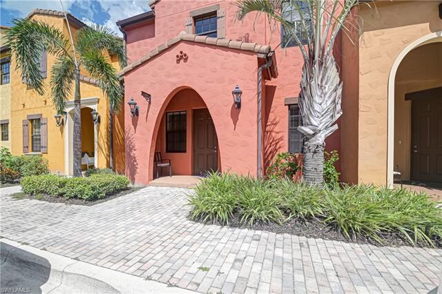 Building Photo - 11736 Izarra Way