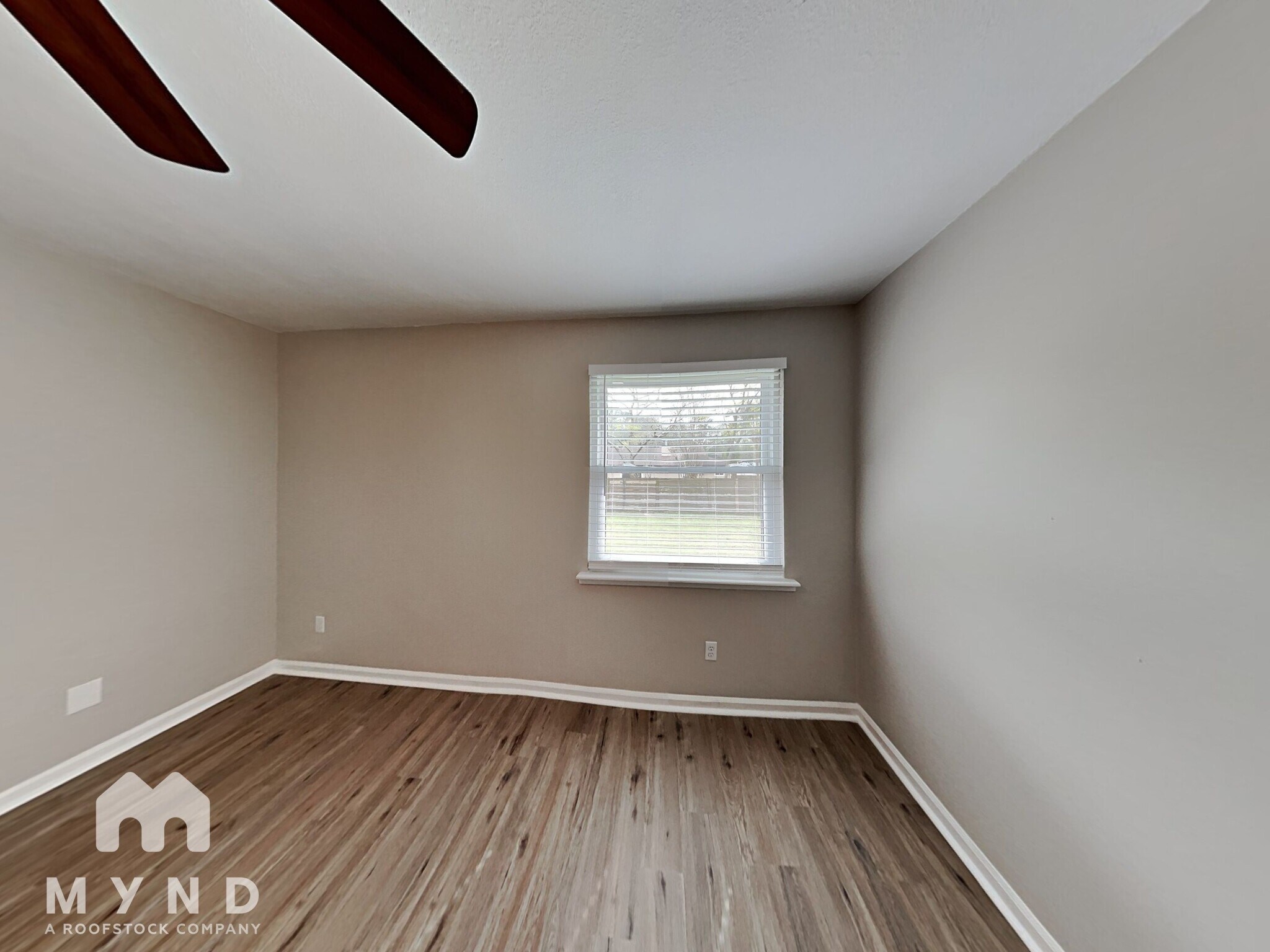 Building Photo - 5158 Sand Ridge Ct
