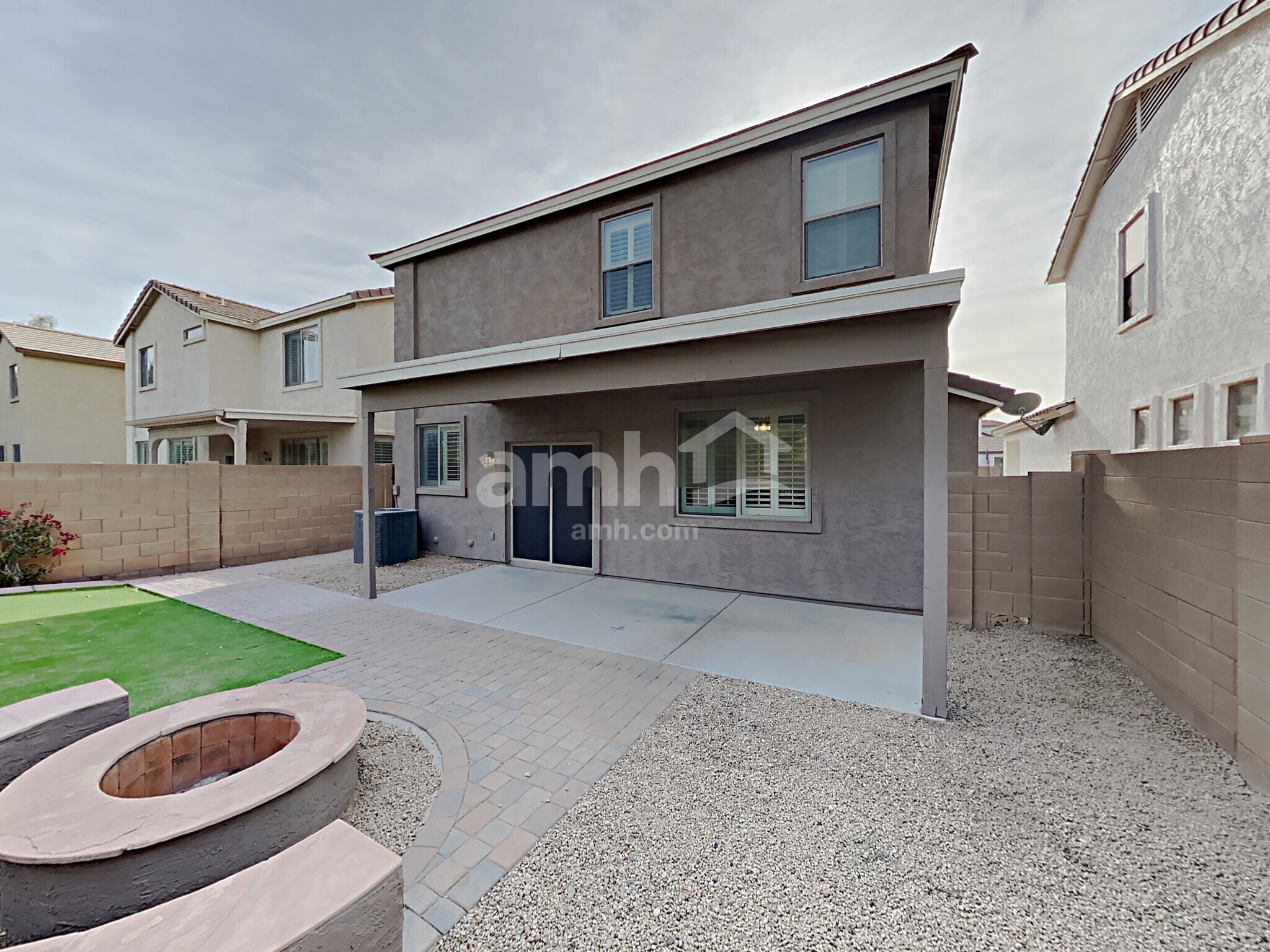 Building Photo - 17464 W Mauna Loa Ln