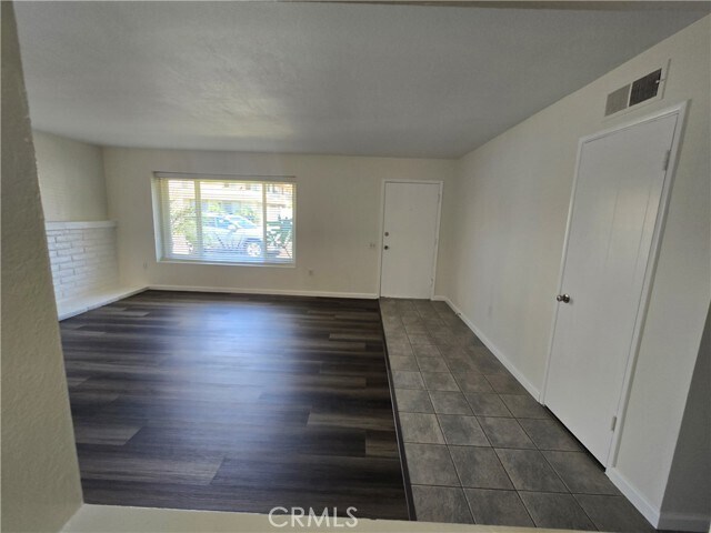 Building Photo - 17081 Evergreen Cir