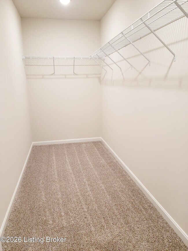 Building Photo - 8308 Fairmount Rd