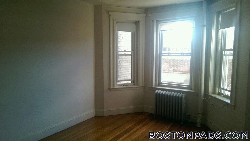 Building Photo - 1175 Boylston St