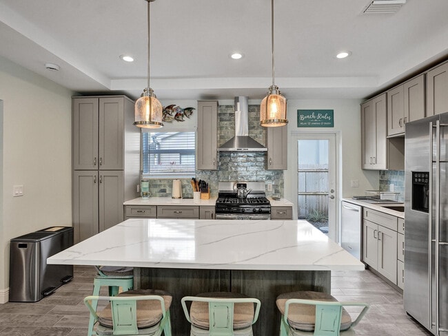 Building Photo - 937 SW 17th St