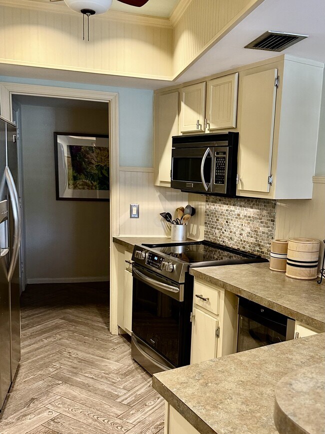 Building Photo - 11811 Ave of the PGA