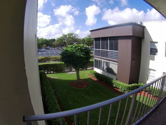 Building Photo - 759 Normandy Trail