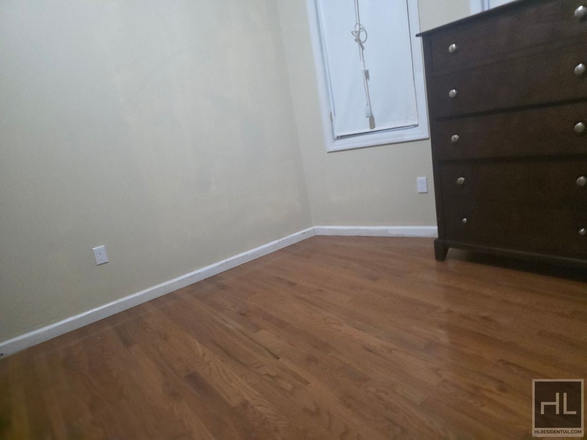 Building Photo - BENZIGER AVENUE