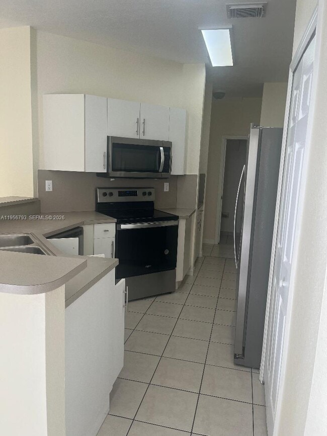 Building Photo - 11723 SW 137th Path