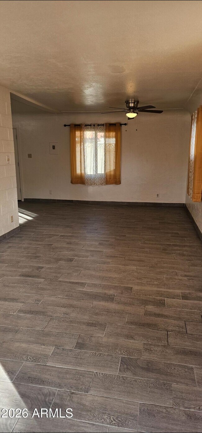 Building Photo - 2138 E Turney Ave