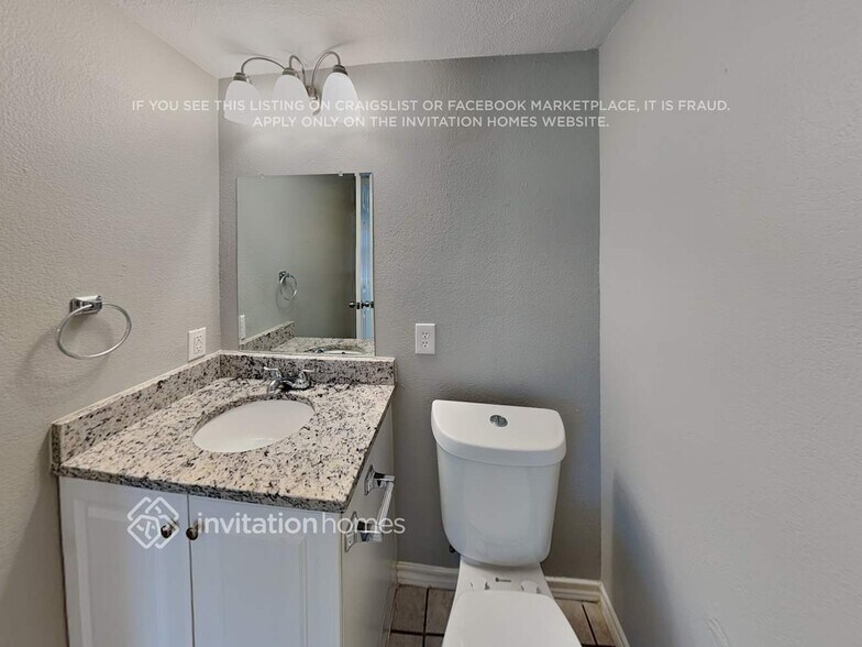 Building Photo - 2204 Amhearst Ct