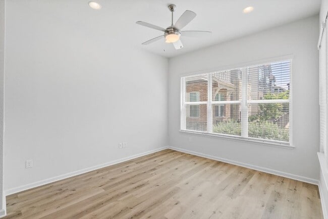 Building Photo - 13615 Terrett Trce