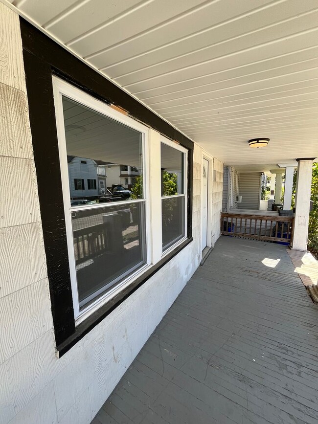 Building Photo - Cudell Area - 3 Bedroom - 1 Bath - Single ...