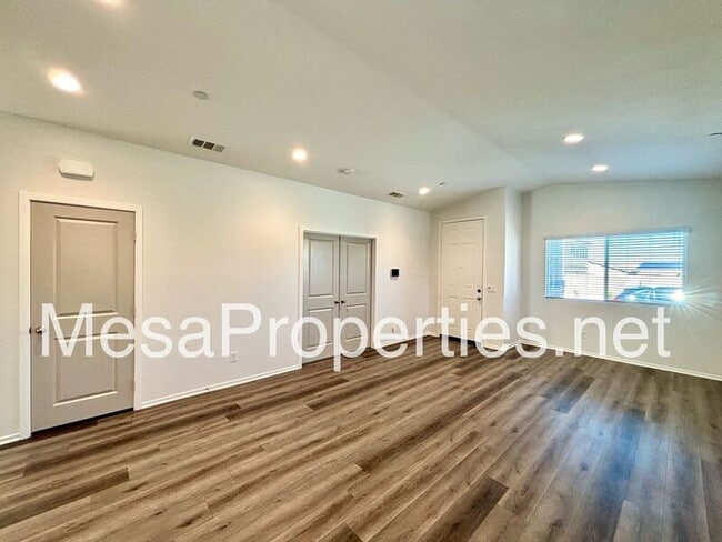 Building Photo - 15387 Patton St