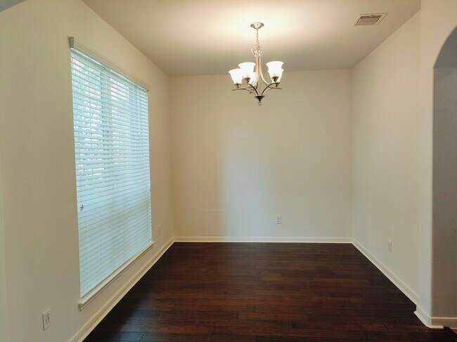 Building Photo - 6122 Vadini Shores Ln