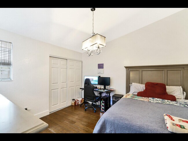 Building Photo - 17052 Boca Club Blvd