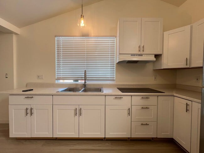 Building Photo - Newly Built 2-Bedroom ADU in Lompoc – Mode...