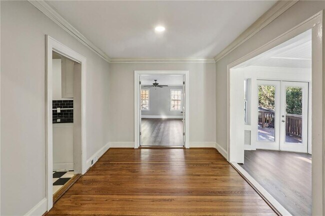 Building Photo - 22 Peachtree Hills Ave NE