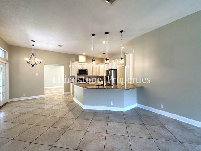 Building Photo - 12770 Camellia Bay Dr W