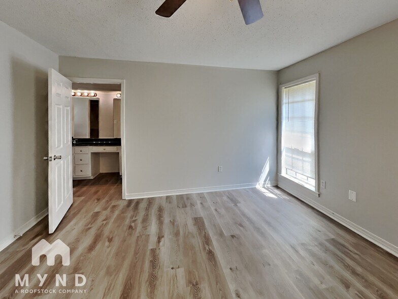 Building Photo - 6726 Beaverlodge Dr