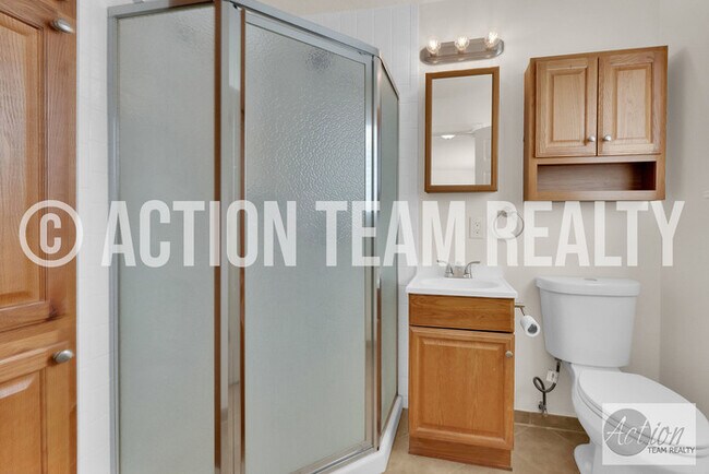 Building Photo - Newly Remodeled Duplex in Cottonwood Heights!