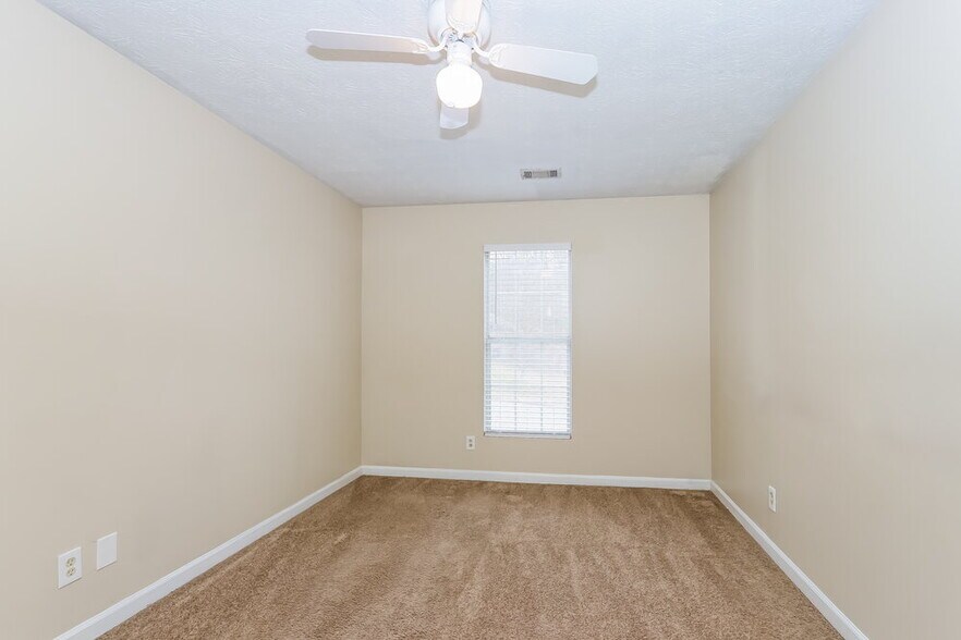 Building Photo - 639 Fair Harbor Dr