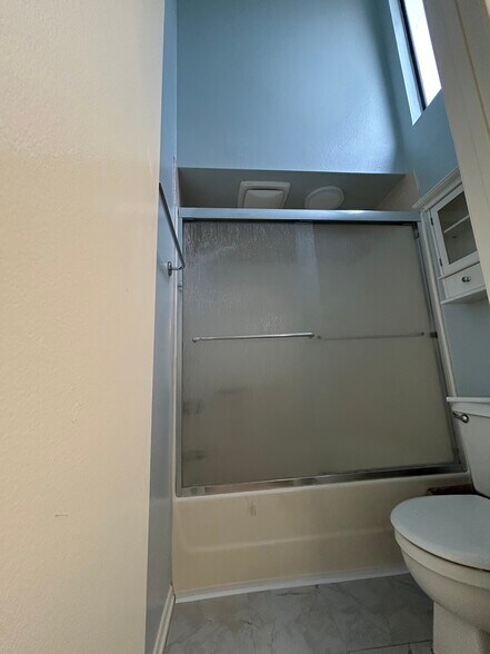 Building Photo - 209 Judah Ln