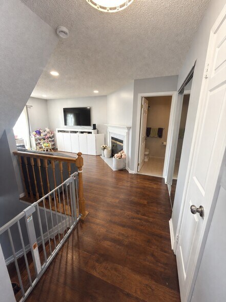Building Photo - 22 Seton Hall Dr