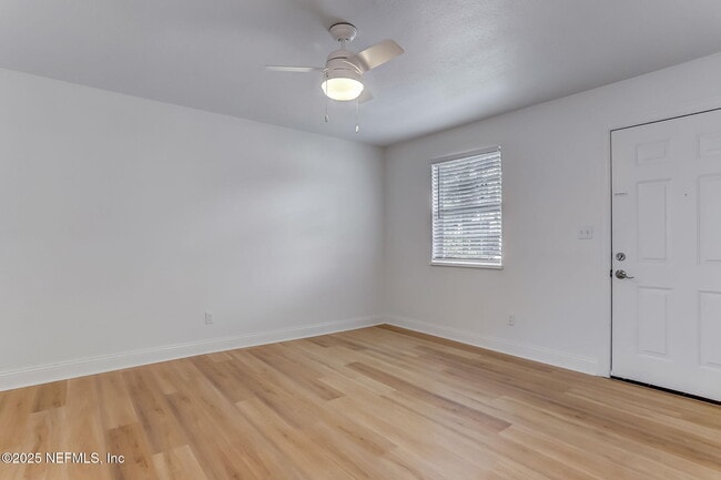 Building Photo - 1411 Palm Ave