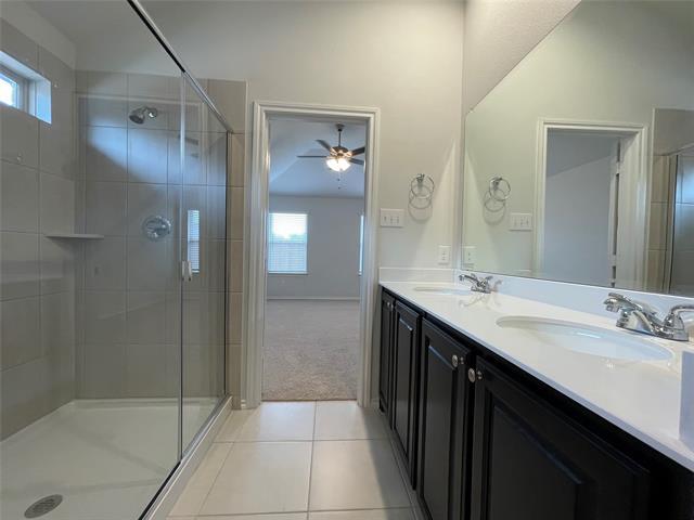 Building Photo - 5800 Utopia Dr