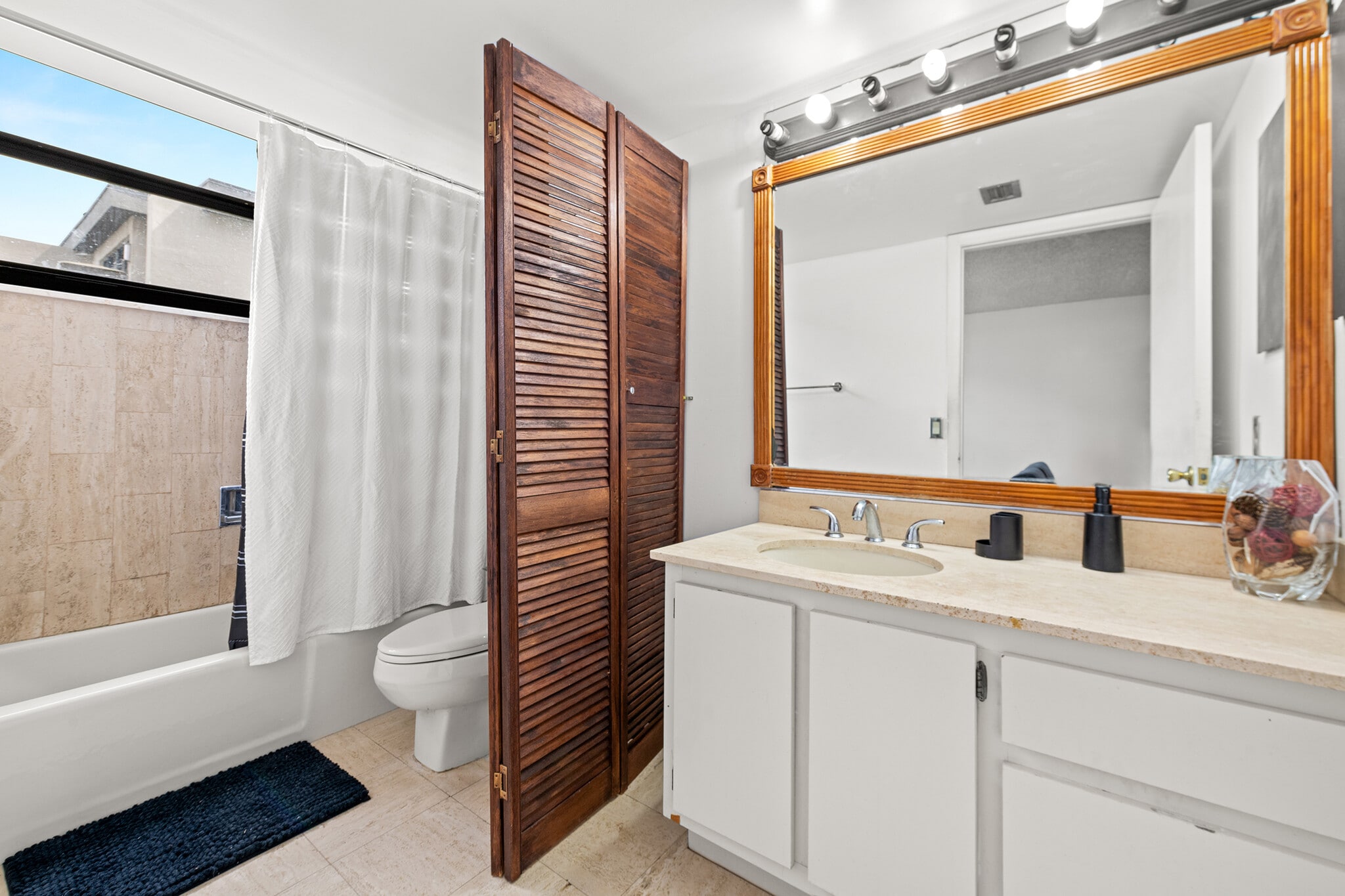 Building Photo - 9300 Bay Harbor Ter