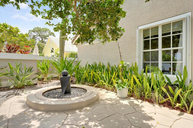 Building Photo - 13810 Cross Pointe Ct