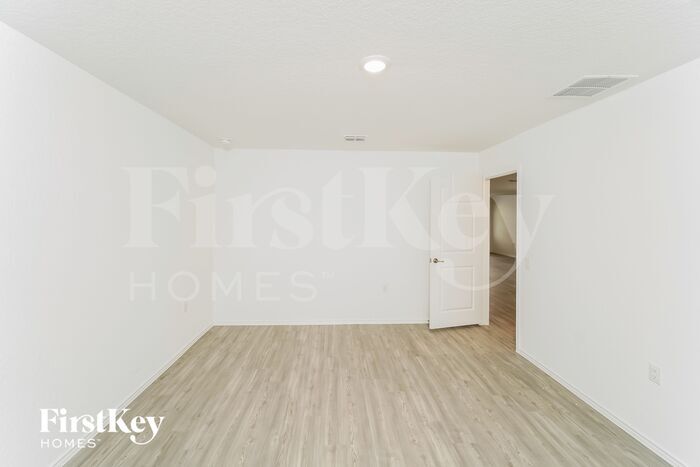 Building Photo - 6238 Marco Plains