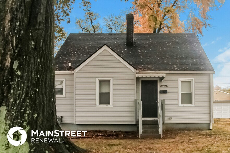 Primary Photo - 2906 Wyandotte Ave