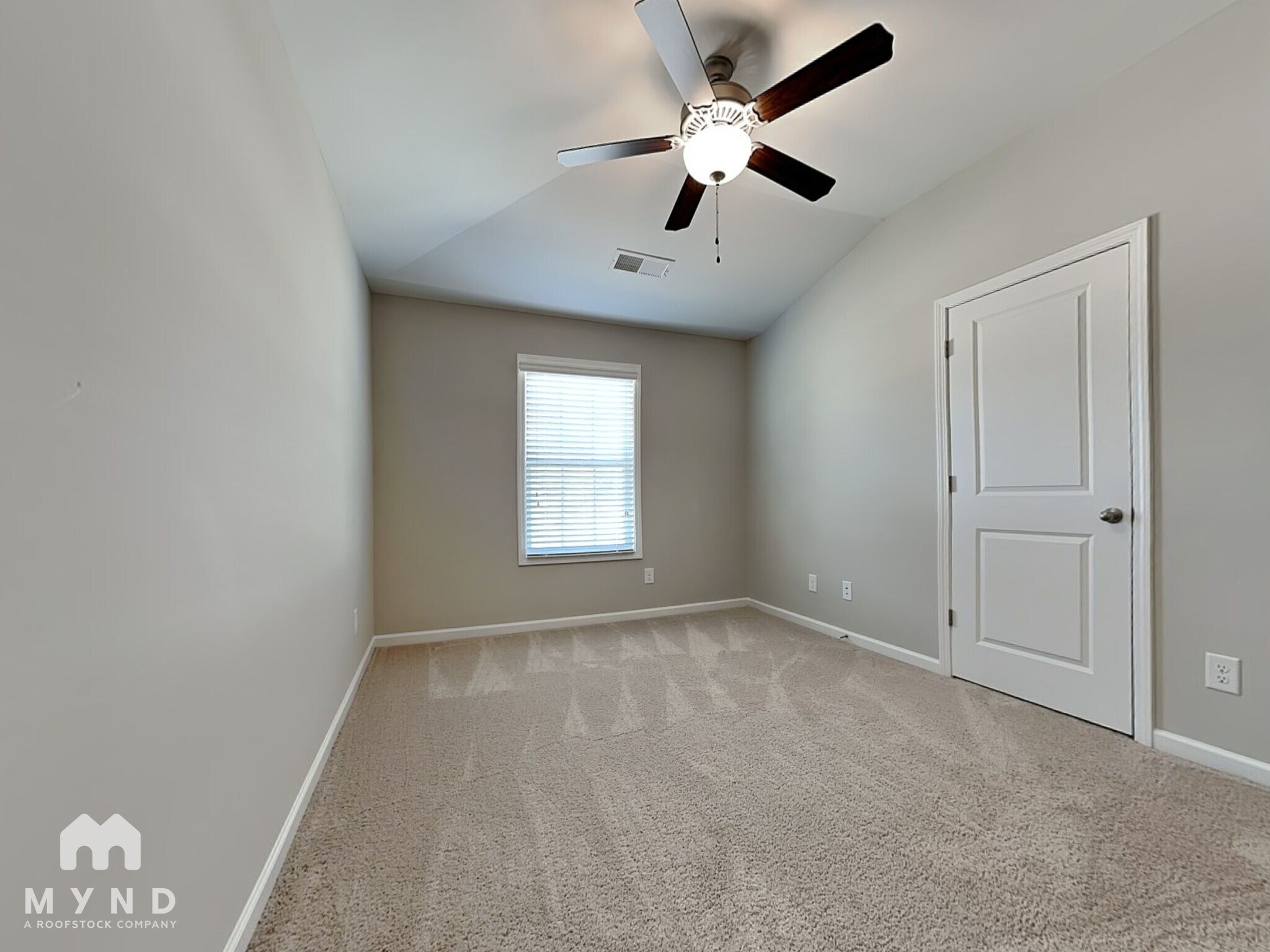 Building Photo - 43 Ashton Pl