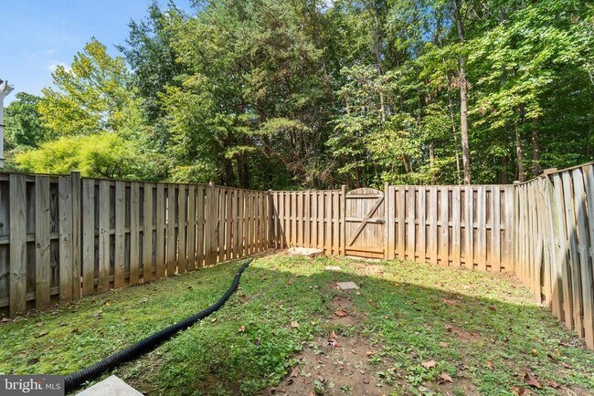 Building Photo - 15743 Viewpoint Cir