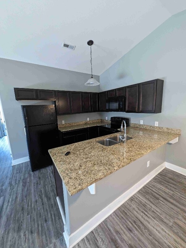 Building Photo - 3348 Sunflower Dr