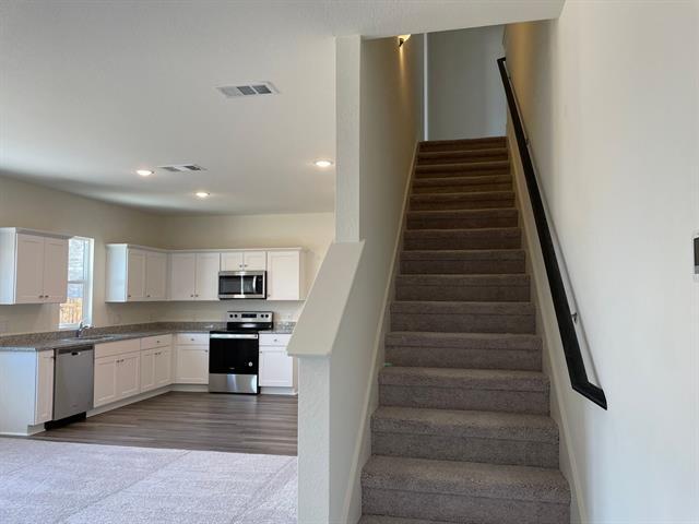 Building Photo - 1911 Chapel Hl Rd