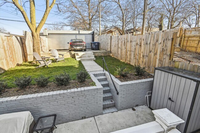 Building Photo - Modern 3BR/2.5BA Row Home with Parking & Private Backyard in SE DC